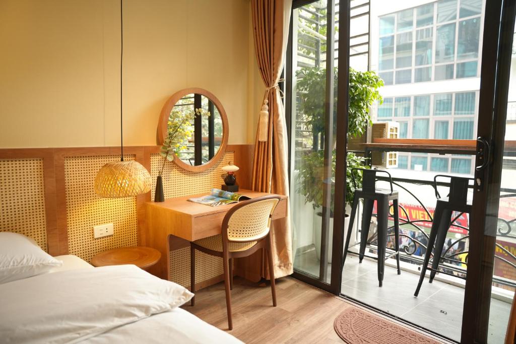 Silk Homestay 11 LVC View Street – Hanoi